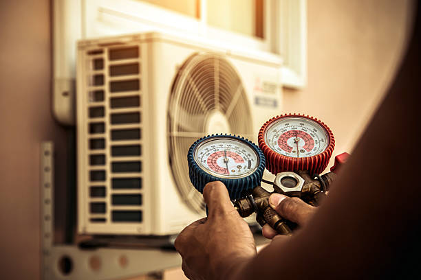 Professional Air Conditioning Service technician working in Tuscarora, MD
